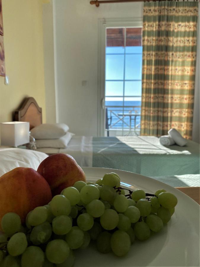 Nereides Apartments Агиос Гордиос Екстериор снимка