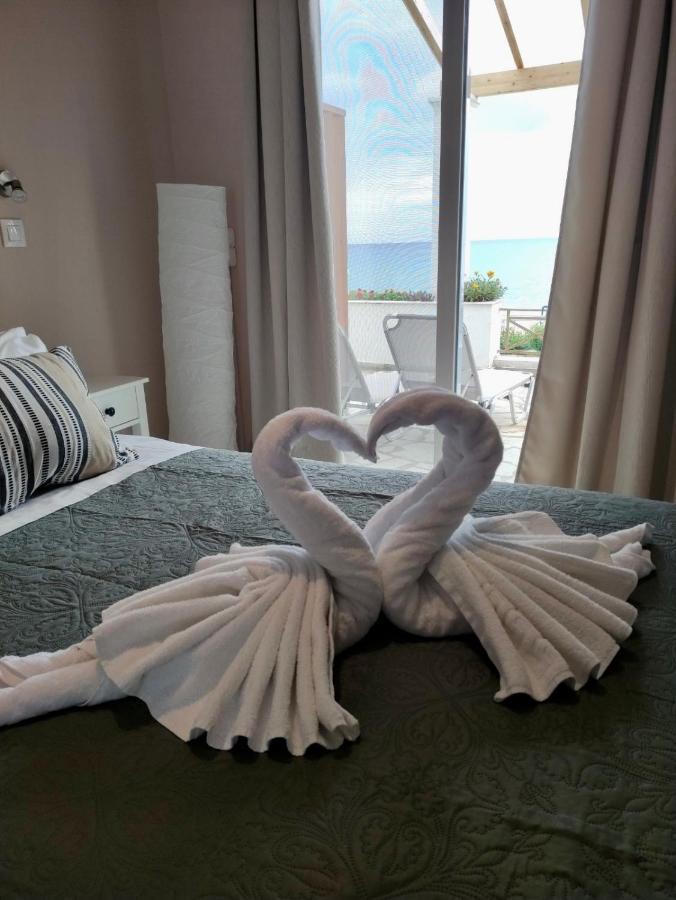 Nereides Apartments Агиос Гордиос Екстериор снимка