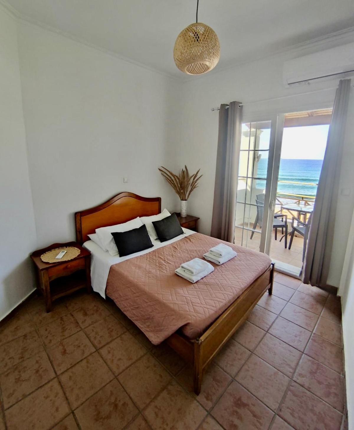 Nereides Apartments Агиос Гордиос Екстериор снимка