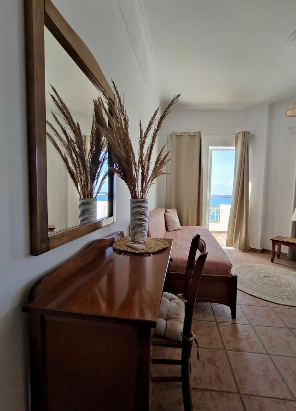 Nereides Apartments Агиос Гордиос Екстериор снимка